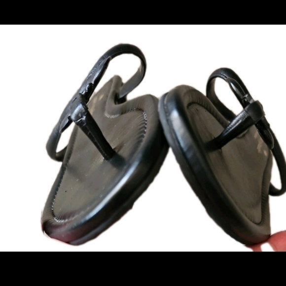 Kate Spade Womens Black Leather Pamela Heart Strap Designer Sandal 6 - Picture 5 of 11